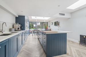 Kitchen- click for photo gallery